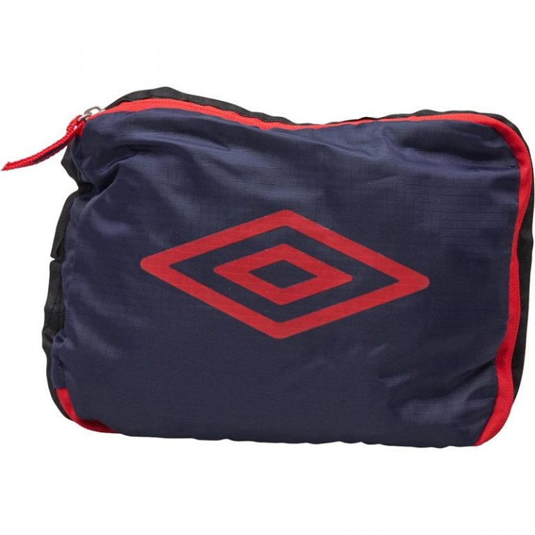 umbro holdall